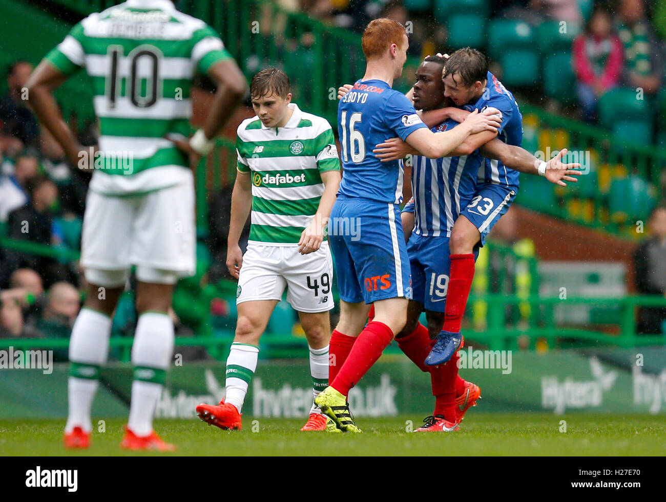 Kilmarnock's Souleymane Coulibaly celebrates scoring his side's first goal of the game during the Ladbrokes Scottish Premiership match at Celtic Park, Glasgow. PRESS ASSOCIATION Photo. Picture date: Saturday September 24, 2016. See PA story SOCCER Celtic. Photo credit should read: Jane Barlow/PA Wire. Stock Photo