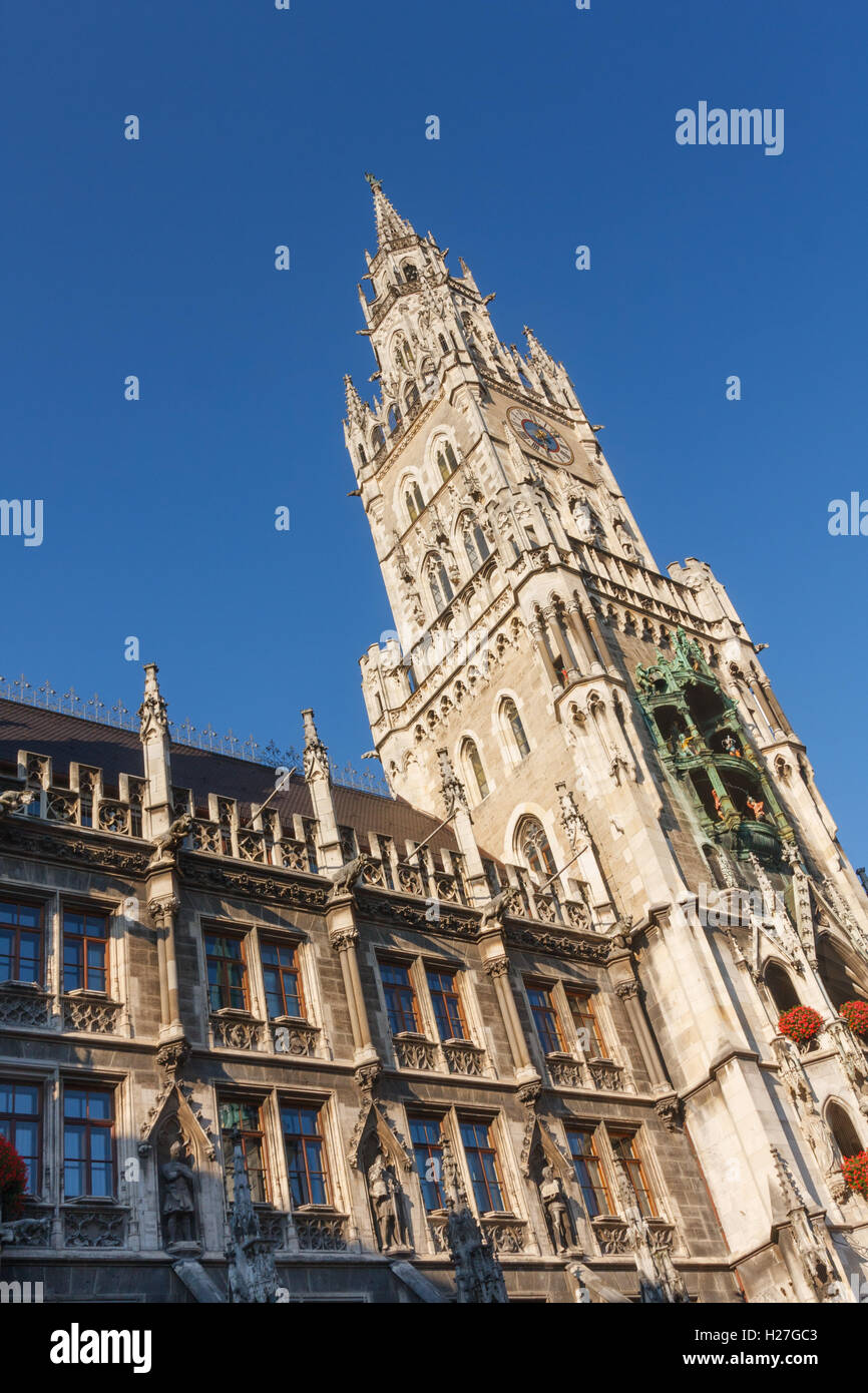The New Town Hall (Neues Rathaus) at the Marienplatz in Munich, Bavaria, Germany Stock Photo
