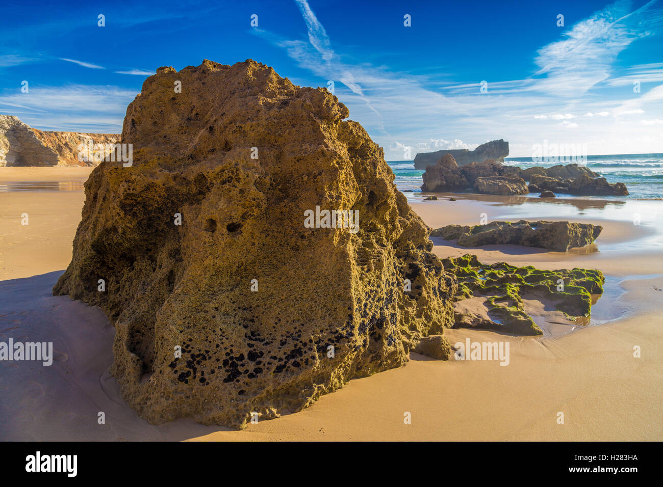 Porous rock hi-res stock photography and images - Alamy