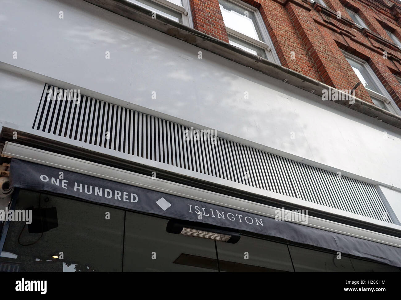 One Hundred Islington restaurant, Upper Street, Islington, London Stock Photo