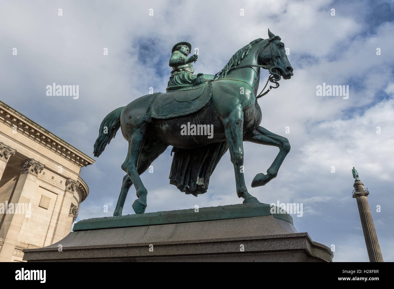 Queen Victoria statue in Liverpool, UK Stock Photo Alamy