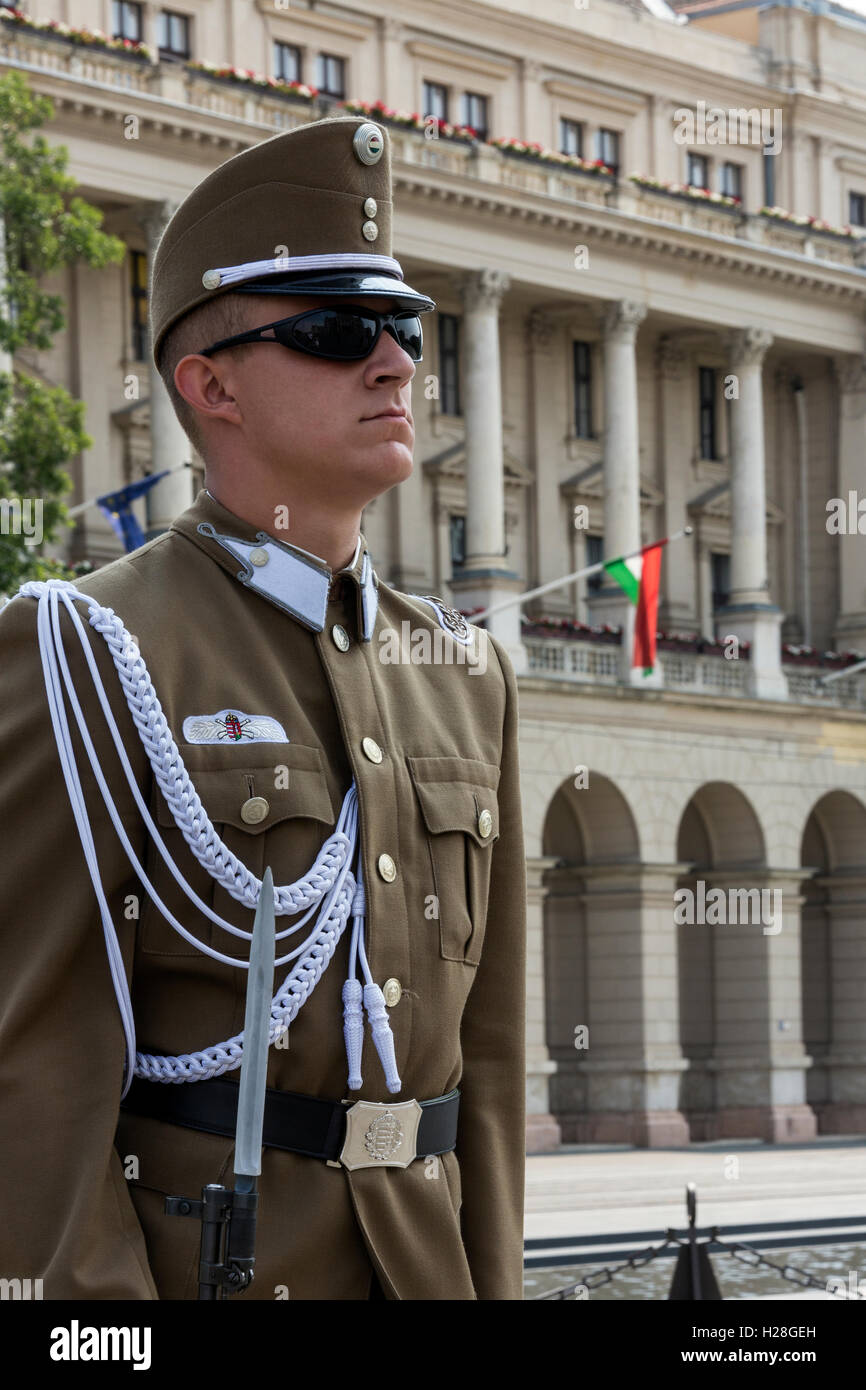 Hungarian honor guard hi-res stock photography and images - Alamy Hungarian honor guard hi-res stock photography and images - Alamy