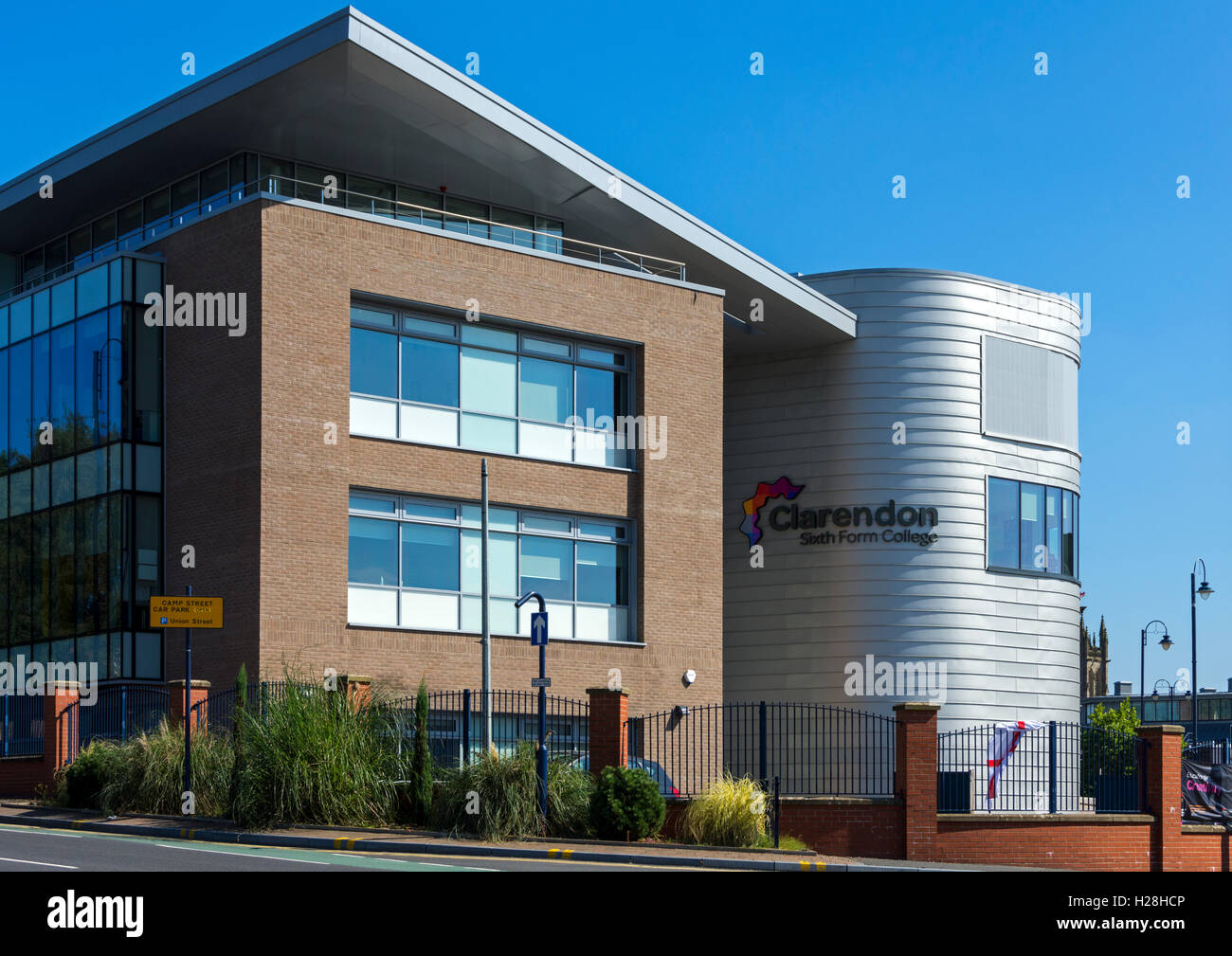 The Clarendon Sixth Form College Building IBI Taylor Young 2015 The Clarendon Sixth Form College Building IBI Taylor Young 2015