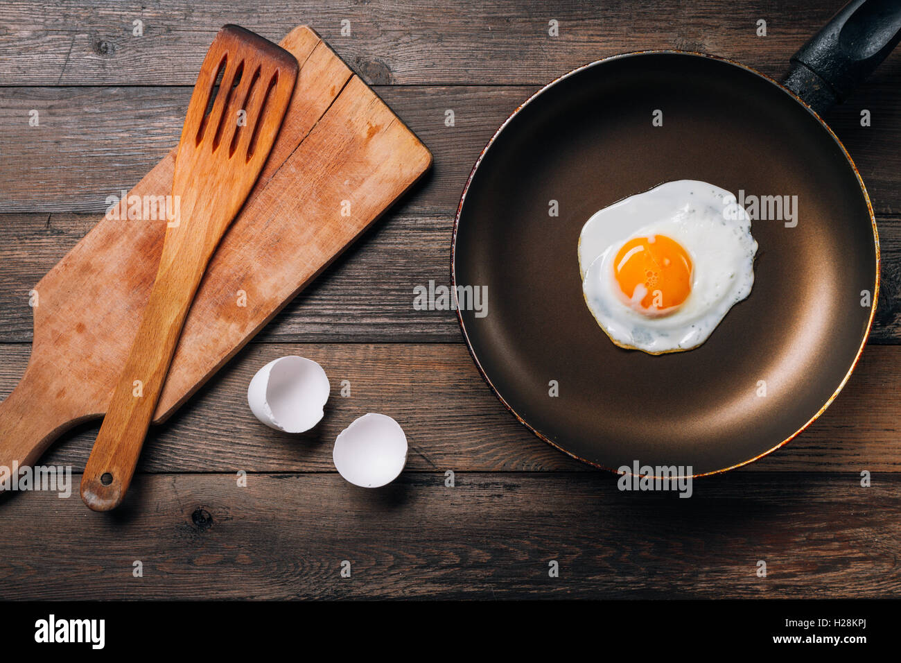 Scrambled Eggs In An Iron Pan Stock Photo Alamy