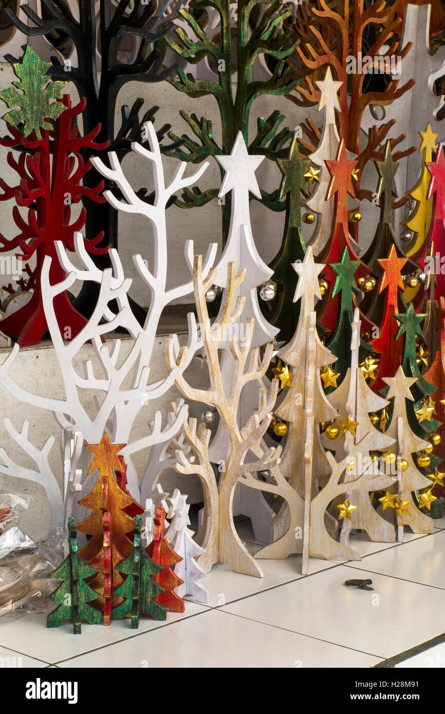 Download Indonesia Bali Ubud Peliatan Jl Raya Andong Craft Shop Wooden Stock Photo Alamy PSD Mockup Templates