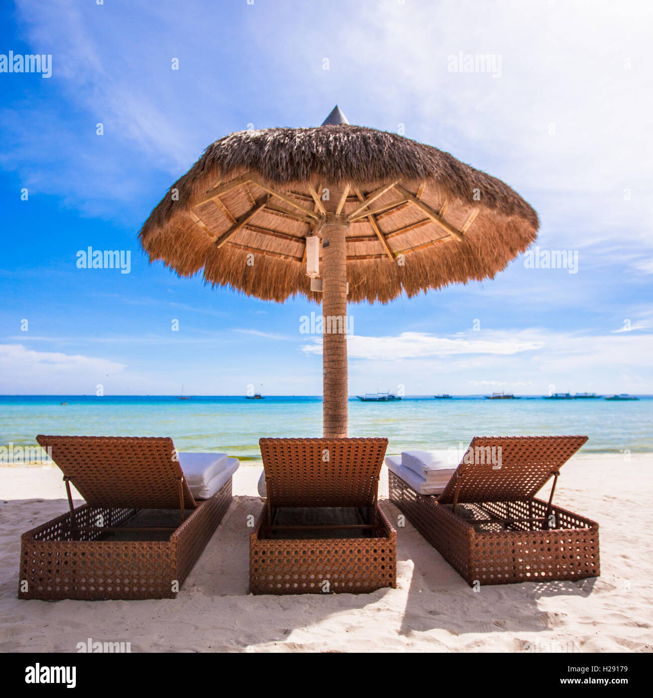 Lounge vacations hi-res stock photography and images - Alamy