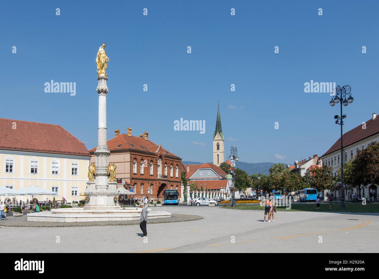 A view of the Holy Mary monument in front the cathedral in Zagreb Stock Photo