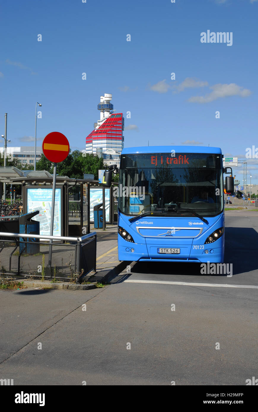 Sweden, Gothenburg, Tram, Bus, Skanskaskrapan office building