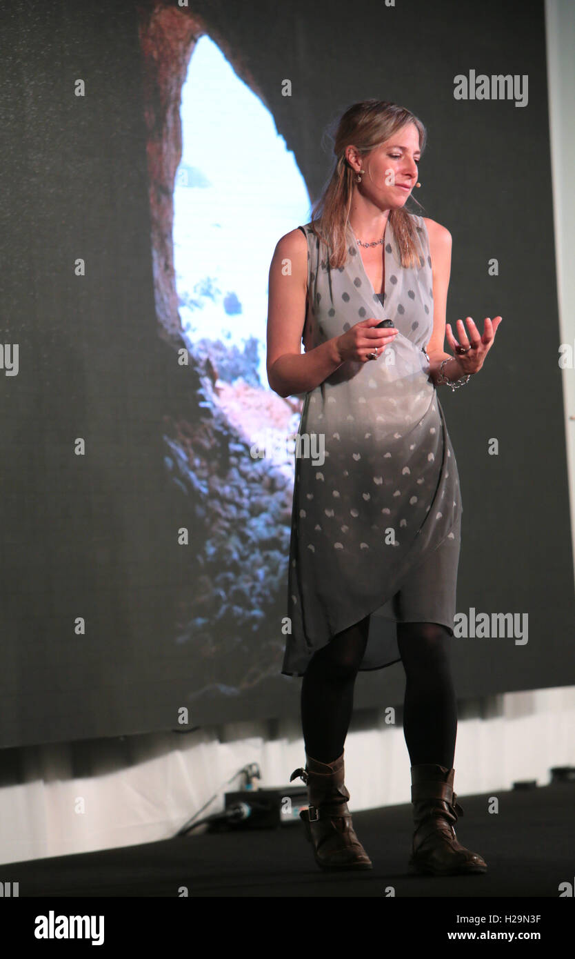 Professor Alice Roberts Hi res Stock Photography And Images Alamy