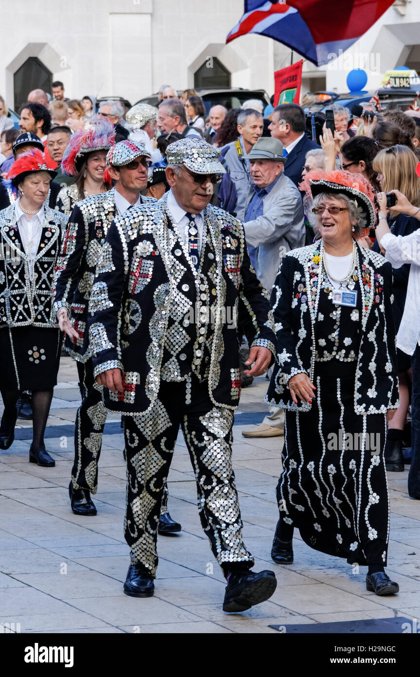 Pearly Kings and Queens Harvest Festival at Guildhall Yard, London ...