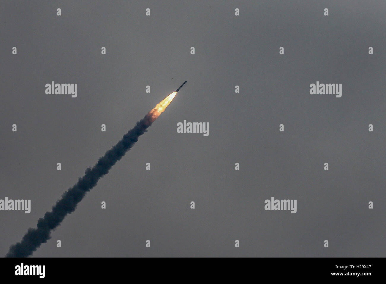 Sriharrikota, India. 26th Sep, 2016. India's Polar Satellite Launch Vehicle in its 37th Flight (PSLV -C35), has been launched from Satish Dhawan Space Centre, SHAR, Sriharikota, Andrapradesh. INDIA. The 371 kg SCATSAT-1, is for weather related studies and seven co-passenger satellites are from Algeria, Canada & the USA as well as two satellites from Indian University/Academic Institute. The total weight if all satellites is about 675 kgs. Credit:  SUKUMAR S/Alamy Live News Stock Photo