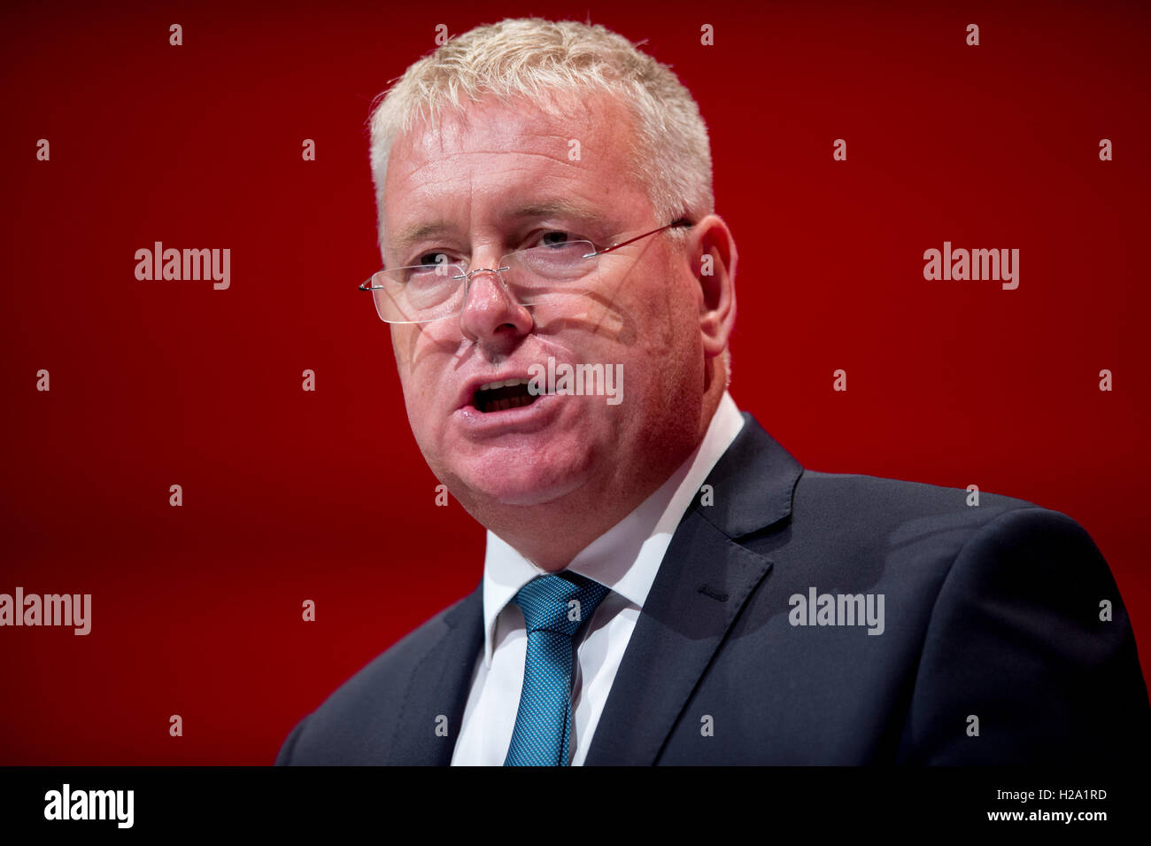 Liverpool, UK. 26th September 2016. Shadow Minister for Trade Unions and Civil Society Ian Lavery MP speaks at day two of the Labour Party Conference in Liverpool. Credit:  Russell Hart/Alamy Live News. Stock Photo