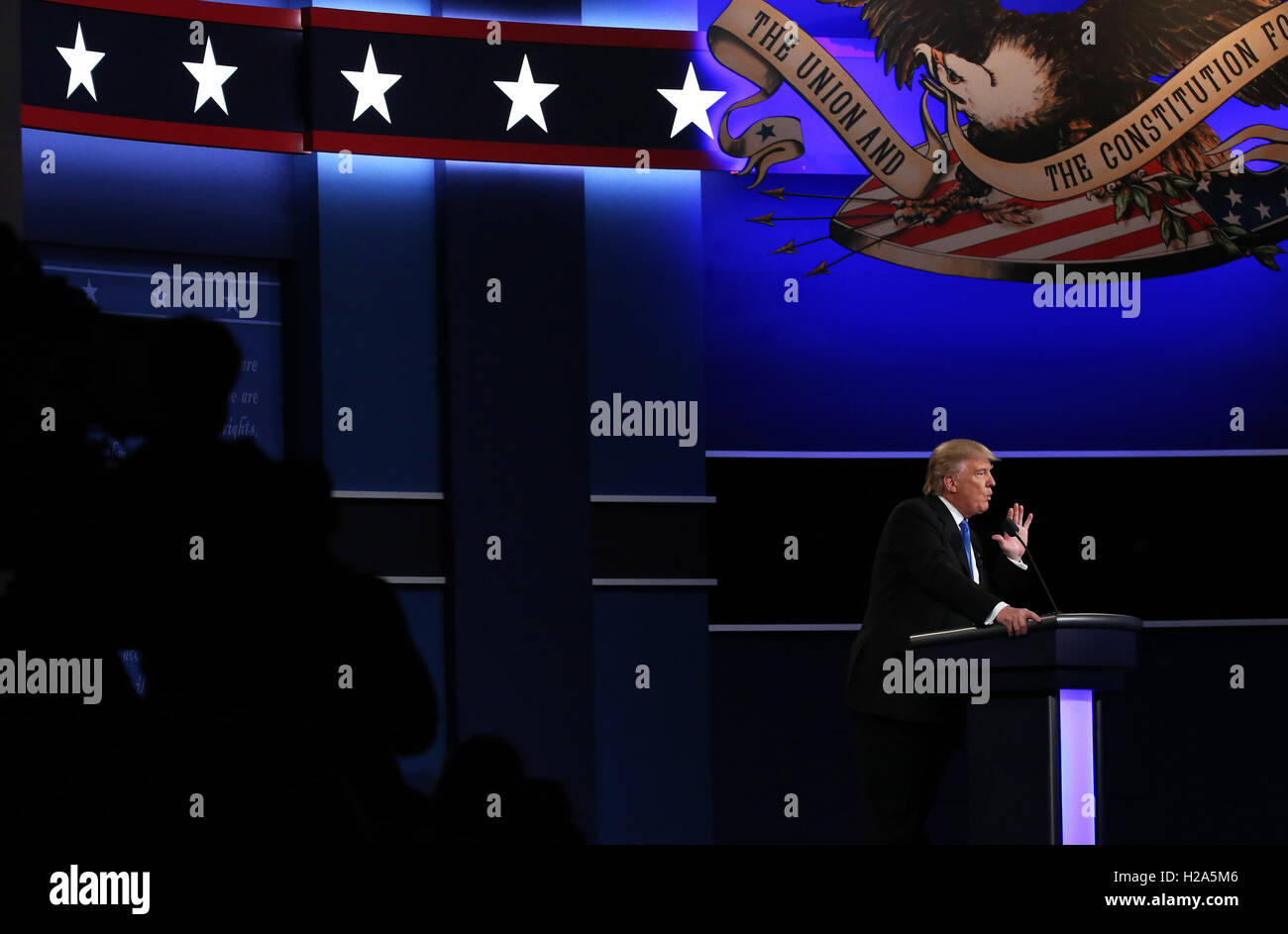 Hempstead, USA. 26th Sep, 2016. Republican Donald Trump attends the first presidential debate in Hempstead of New York, the United States, Sept. 26, 2016. Donald Trump and Democrat Hillary Clinton on Monday held their first presidential debate in Hempstead. Credit:  Qin Lang/Xinhua/Alamy Live News Stock Photo