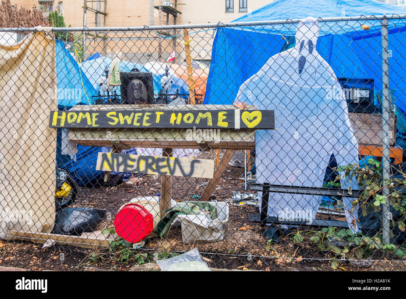 Dtes Homeless Tent City On Hastings Street Downtown East Side Vancouver British Columbia Canada C Michael Wheatley Stock Photo Alamy