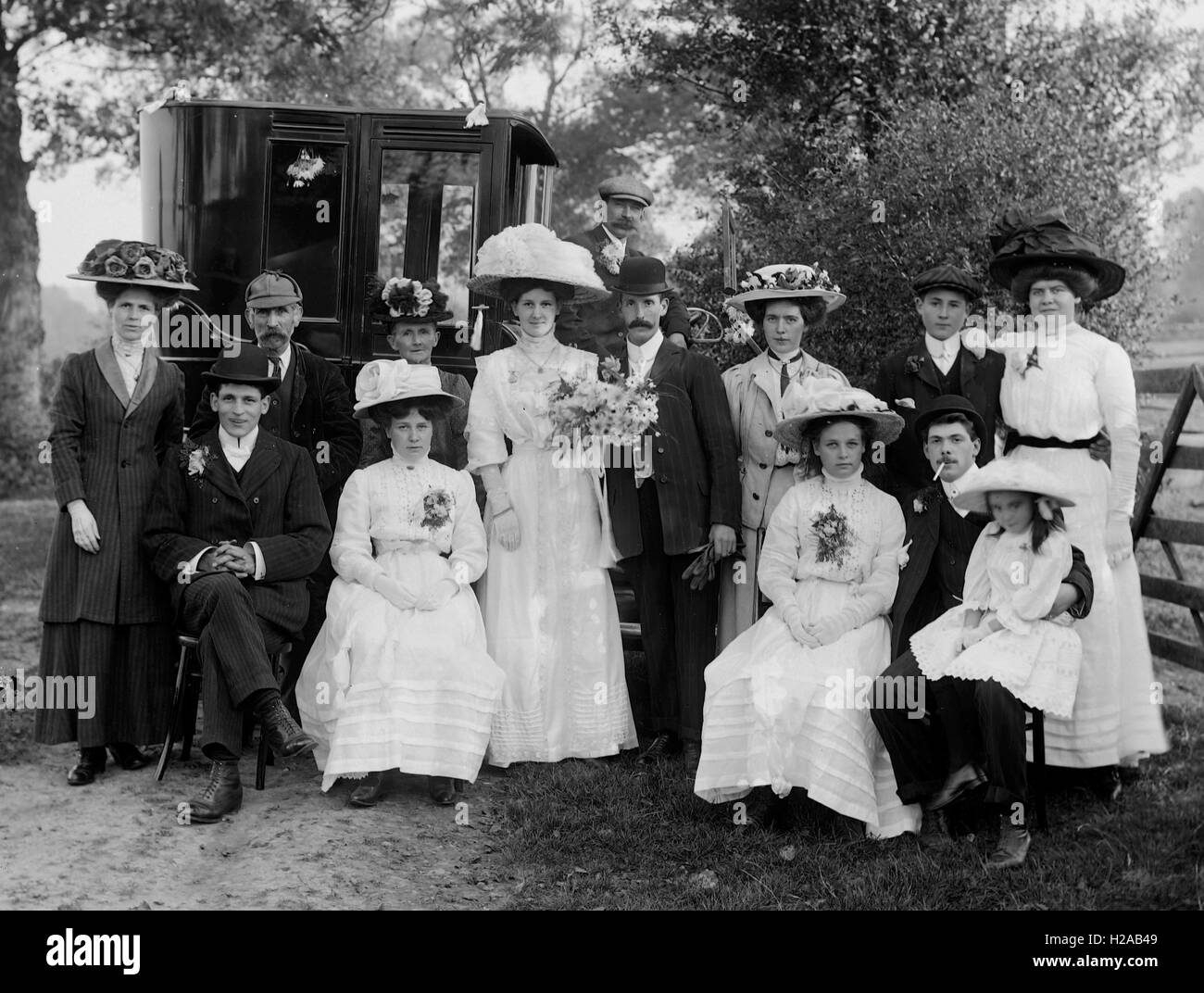 Wedding group, Burton on Trent / Swadlincote area c1900. Photo by Tony