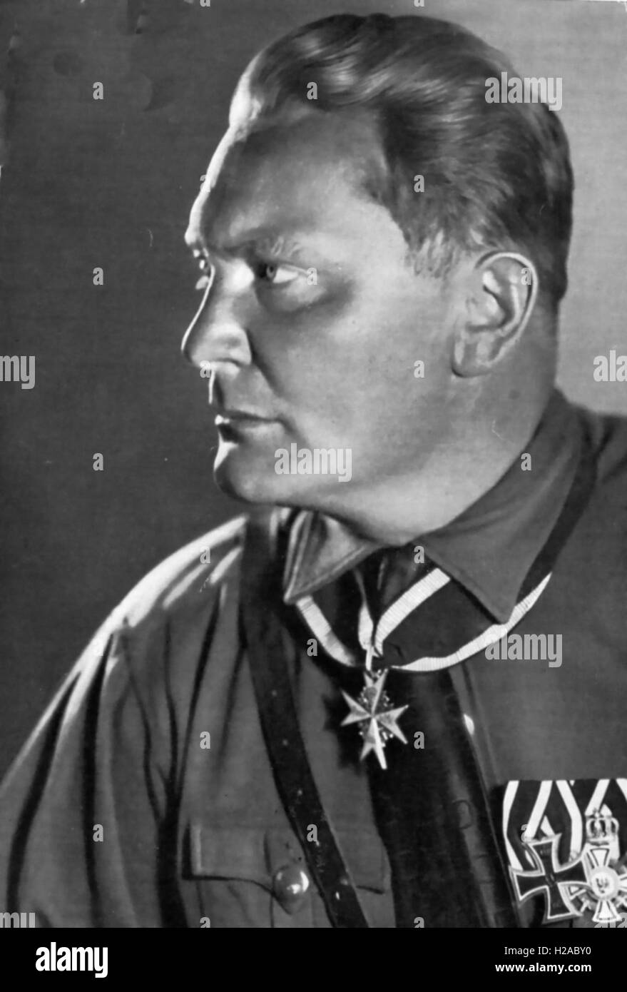 HERMANN GOERING (1893-1946) WWI German fighter pilot and Nazi military leader in 1932. He is wearing the Pour le Merite medal round his neck Stock Photo