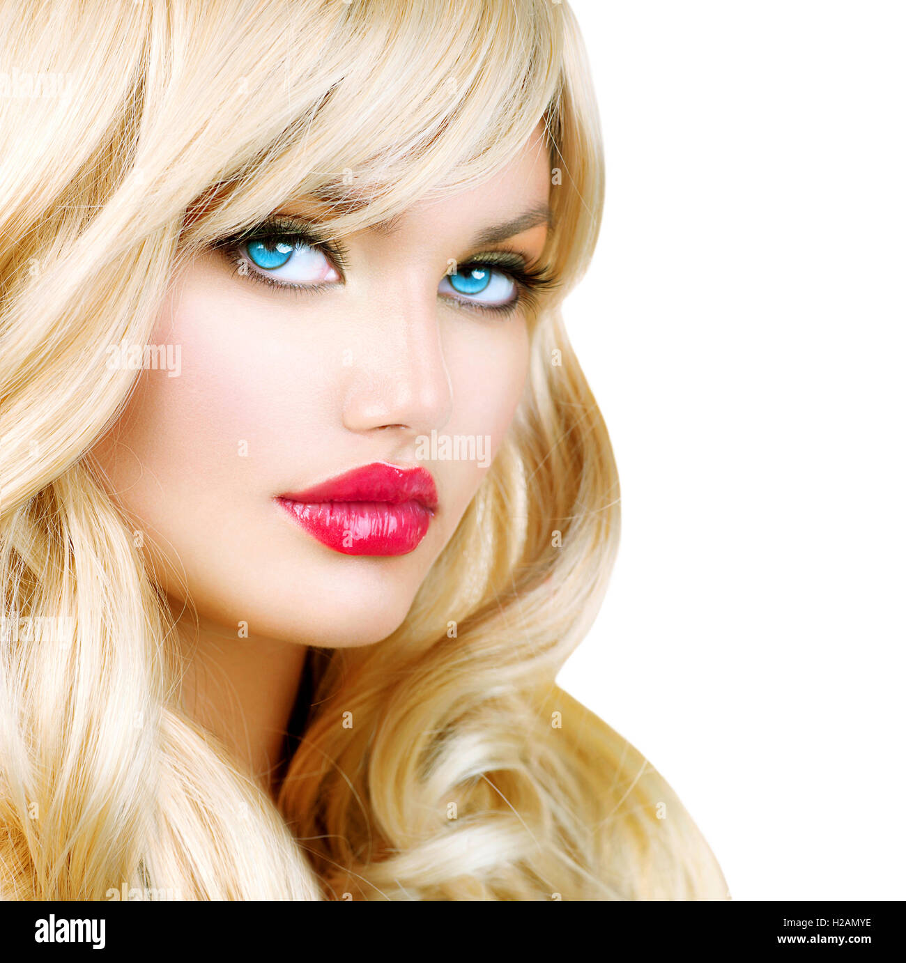 https://c8.alamy.com/comp/H2AMYE/blonde-woman-portrait-beautiful-blond-girl-with-long-wavy-hair-H2AMYE.jpg