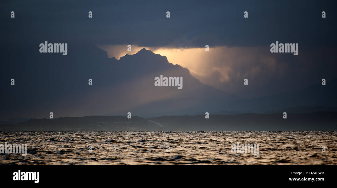 Dark sea surface hi-res stock photography and images - Alamy