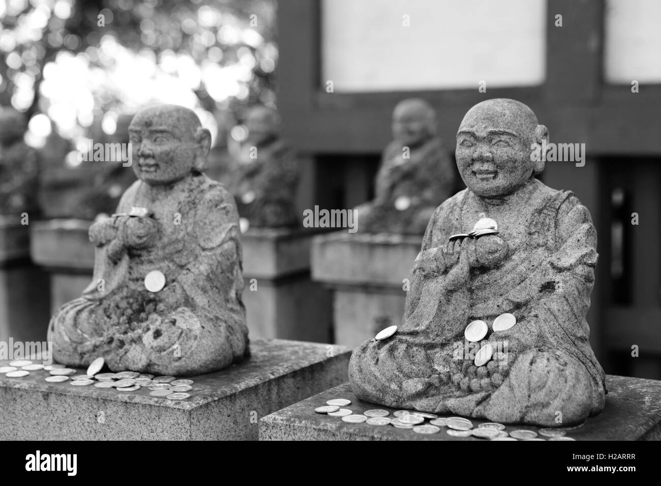 Japanese statue in temple Stock Photo Alamy