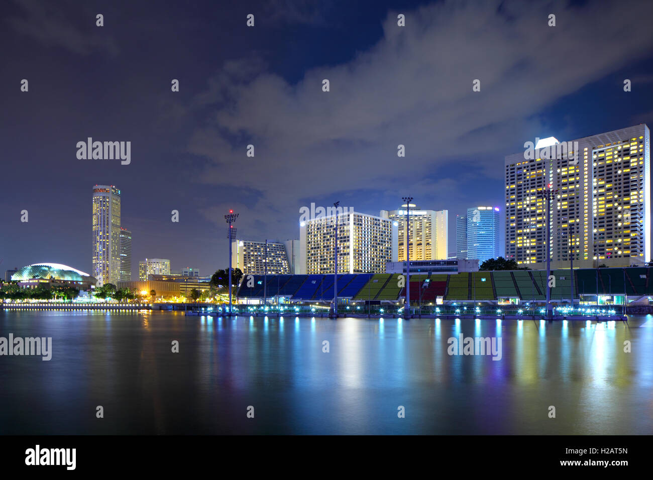 Singapore cityscape at night Stock Photo - Alamy