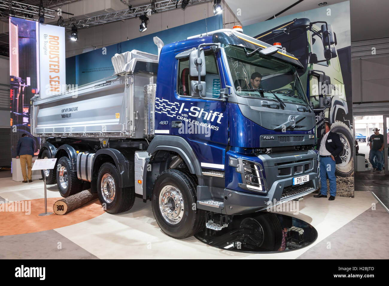 VOLVO FMX 460 heavy duty construction dumper truck Stock Photo - Alamy