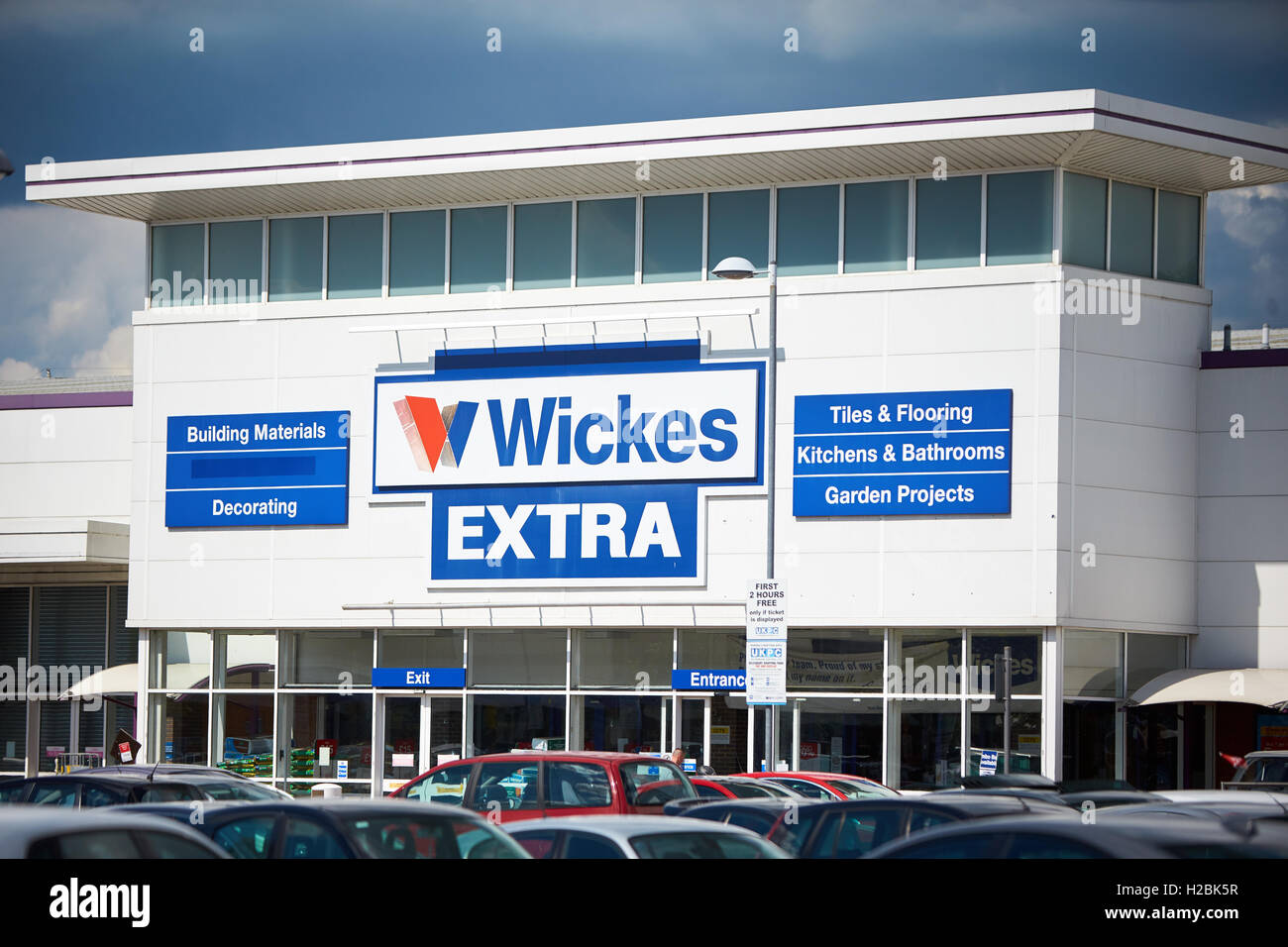 Wickes shop front hires stock photography and images Alamy