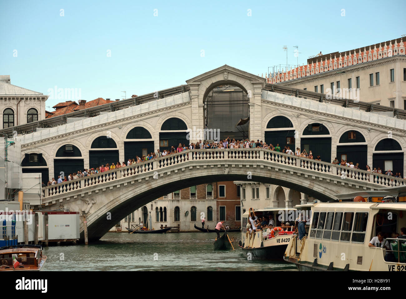 rialto-bridge-at-the-grand-canal-of-venice-in-italy-stock-photo-alamy