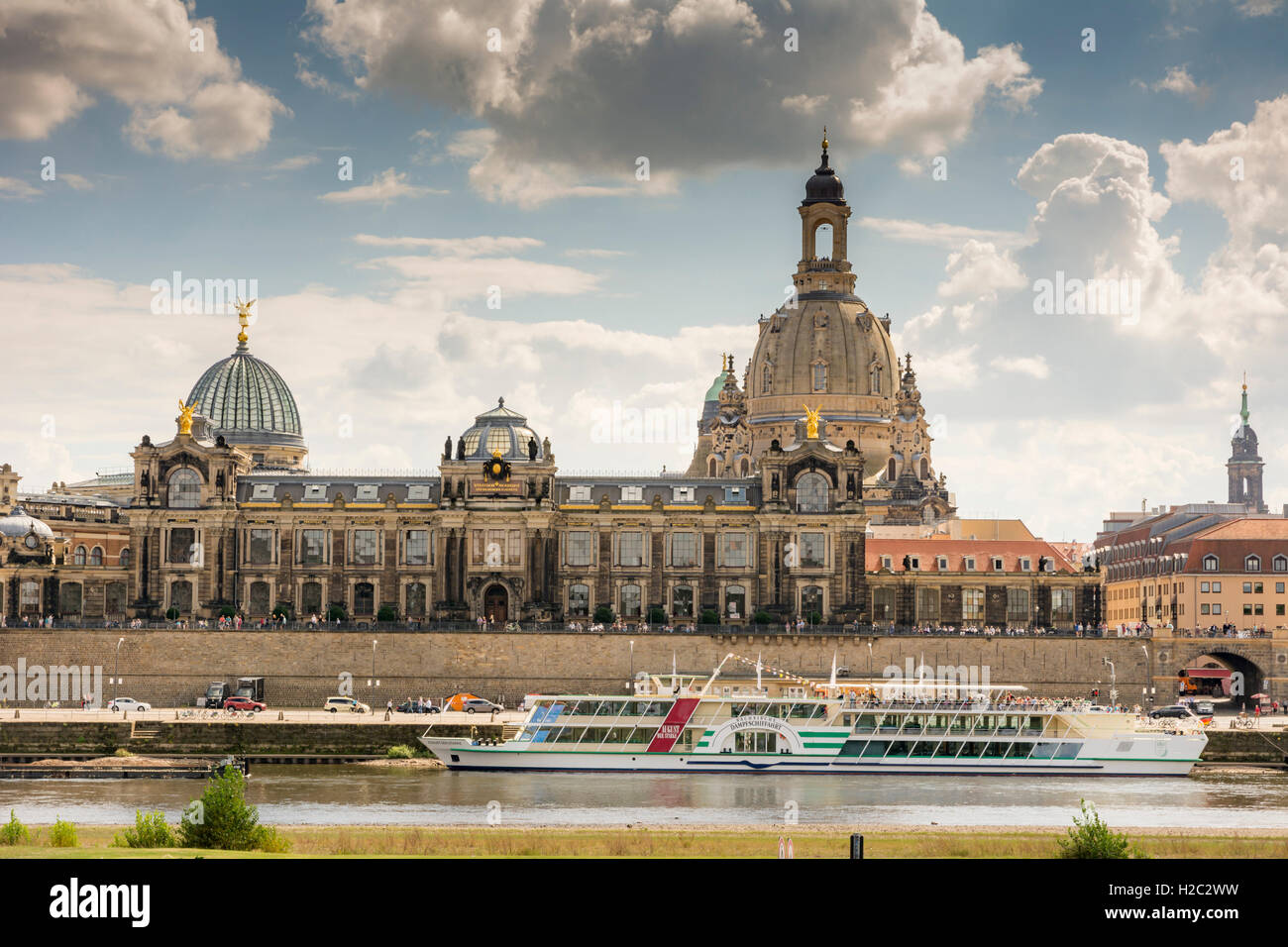 Elbe In Dresden Hi res Stock Photography And Images Alamy elbe-in-dresden-hi-res-stock-photography-and-images-alamy