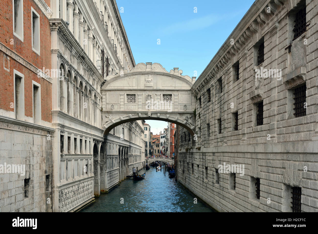 Bridge of Sighs between the Doge's Palace and the prison Prigioni Nuove of Venice in Italy. Stock Photo