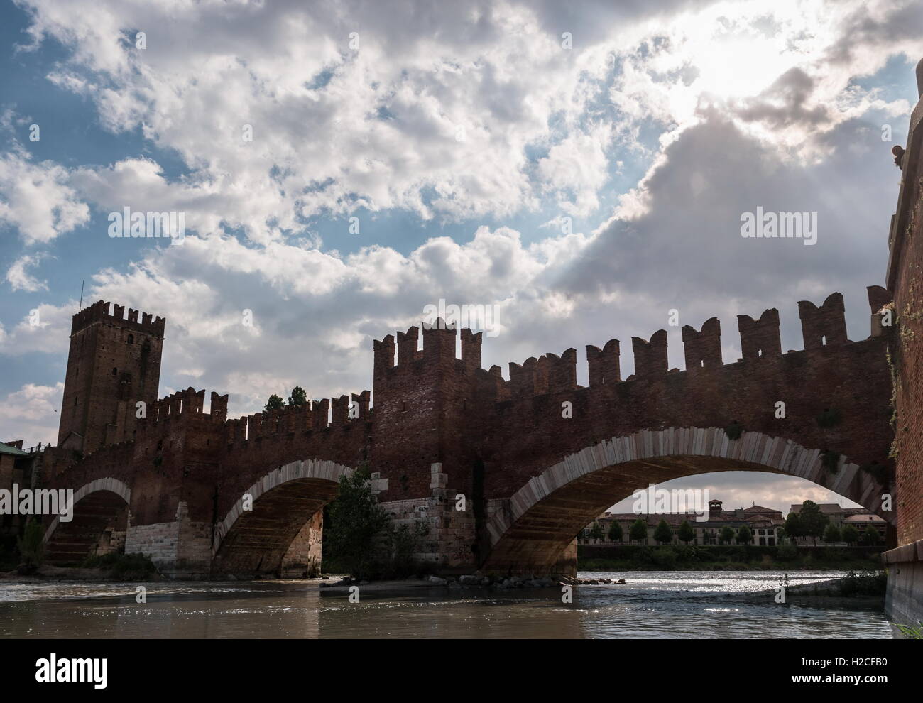 Medieval stone bridge Ponte Scaligero Stock Photo - Alamy