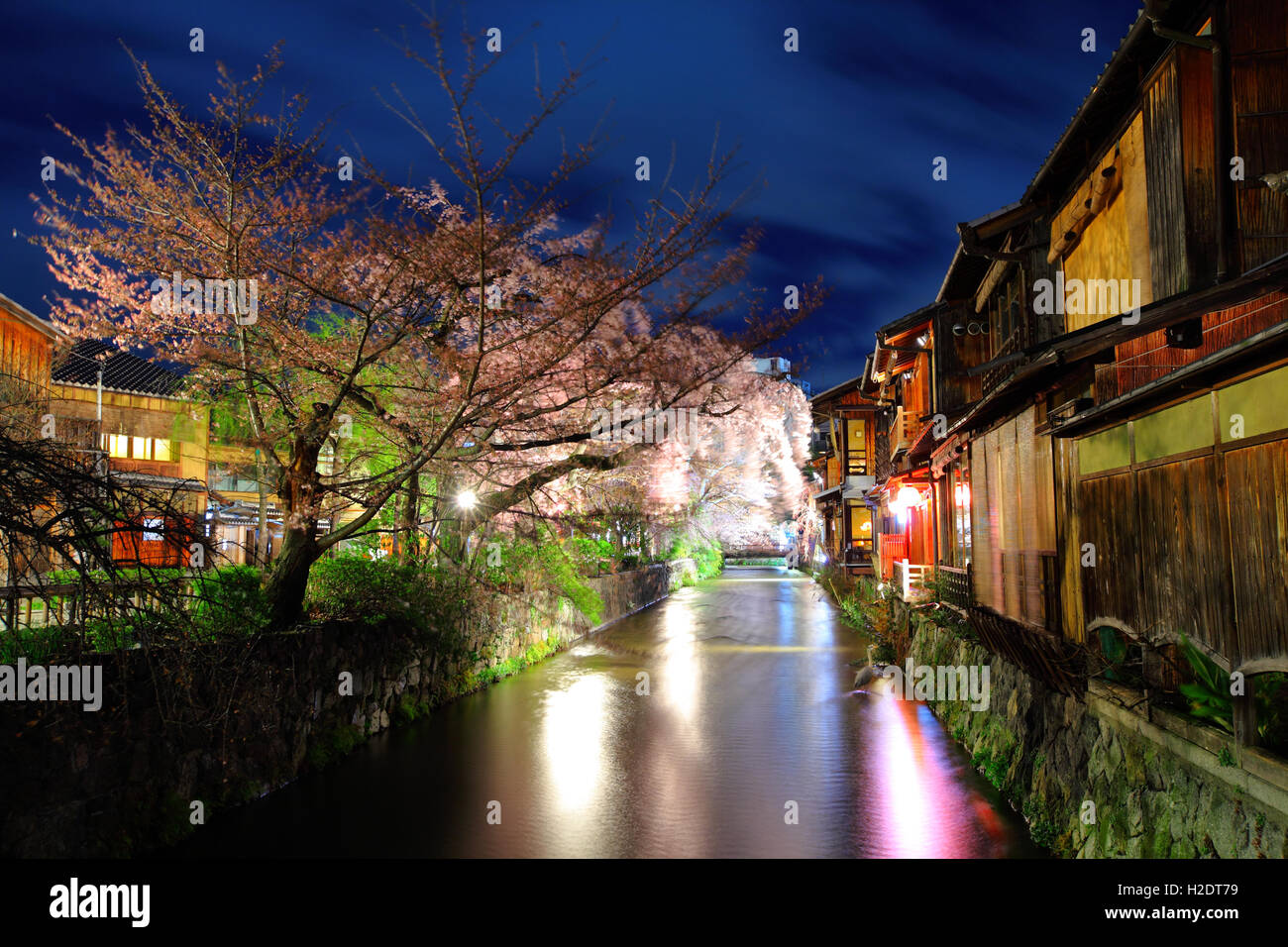 Kyoto traditional house Stock Photo - Alamy