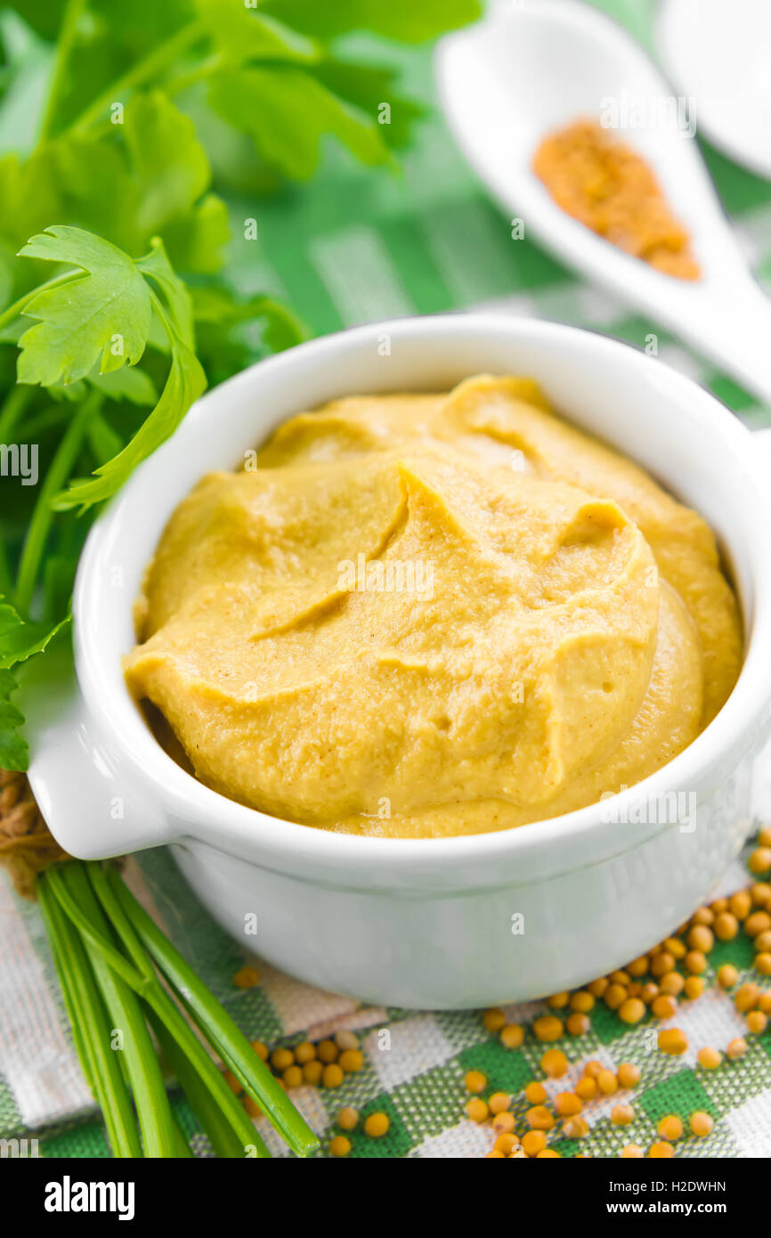 Dijonnaise sauce hi-res stock photography and images - Alamy