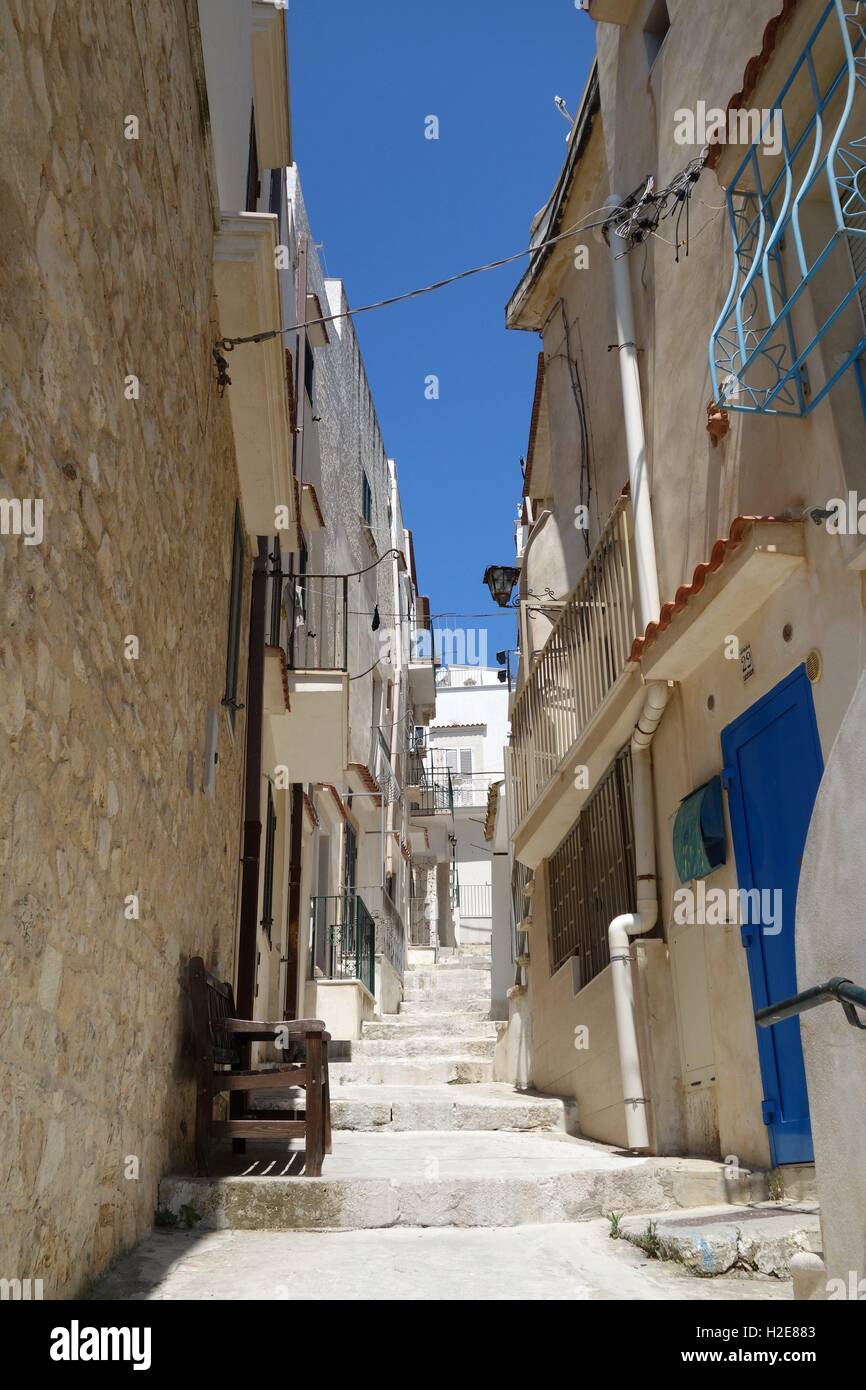 typical alley in Vieste | usage worldwide Stock Photo