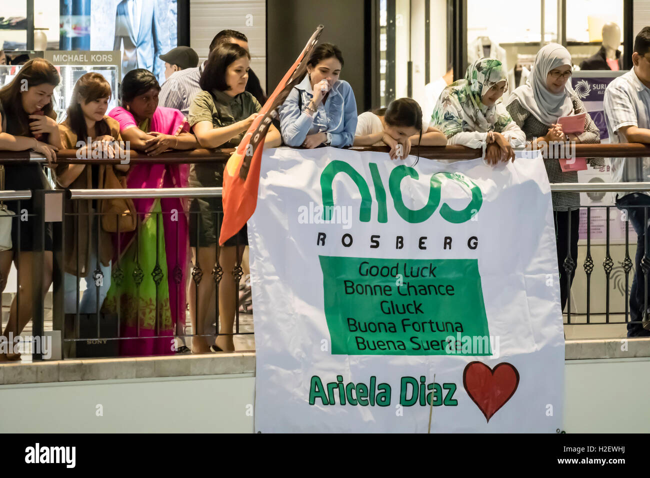 Kuala Lumpur, Malaysia. 27th Sept, 2016. Meet the Fans Session by Mercedes F1 drivers Lewis Hamilton and Nico Rosberg in Petronas KLCC shopping mall. Credit:  Danny Chan/Alamy Live News. Stock Photo
