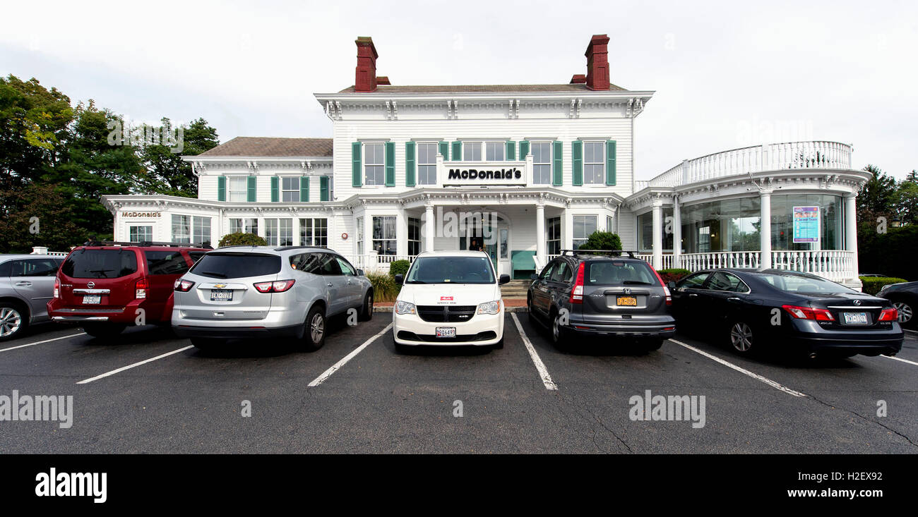 Mcdonalds new hyde park, new york hires stock photography and images Alamy