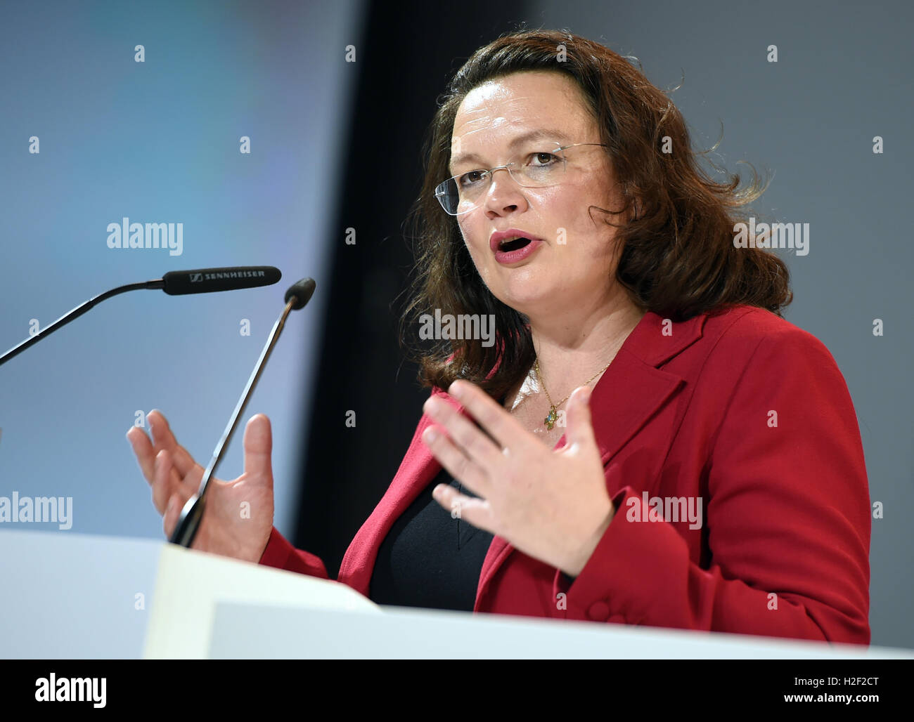 Berlin, Germany. 28th Oct, 2016. German Minister of Labour Andrea Nahles (SPD) speaking at the Social State Congress of the IG Metall union in Berlin, Germany, 28 October 2016. Nahles announced a draft of a bill for better part-time job conditions for this November. PHOTO: BRITTA PEDERSEN/dpa/Alamy Live News Stock Photo