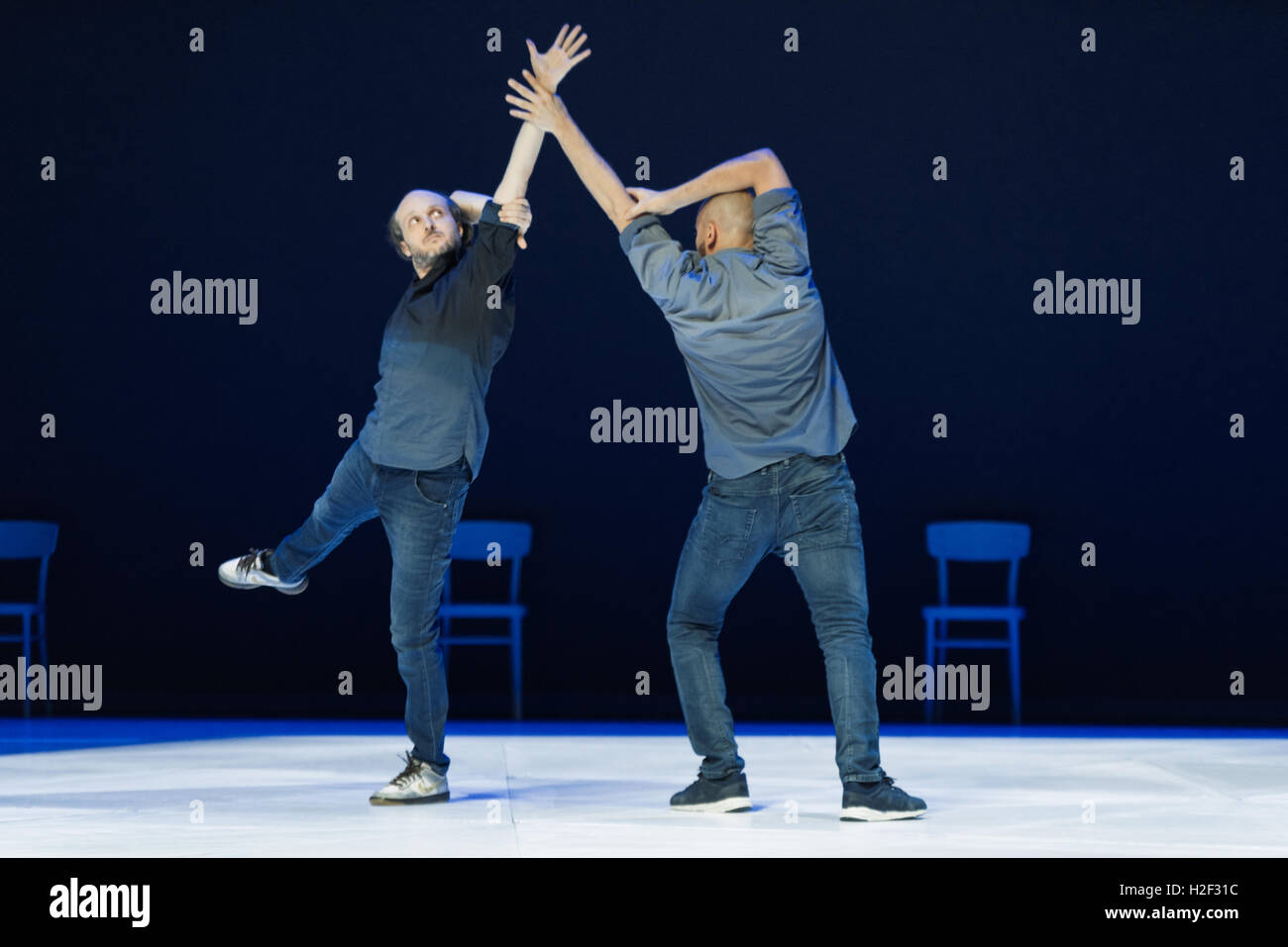 London Uk 27th October 2016 Eastman Sidi Larbi Cherkaoui Present Stock Photo Alamy