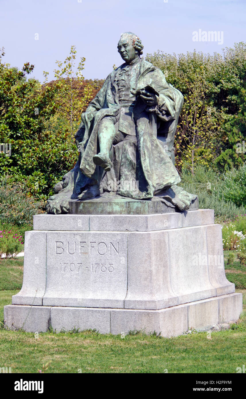 Paris france statue buffon jardin hires stock photography and images