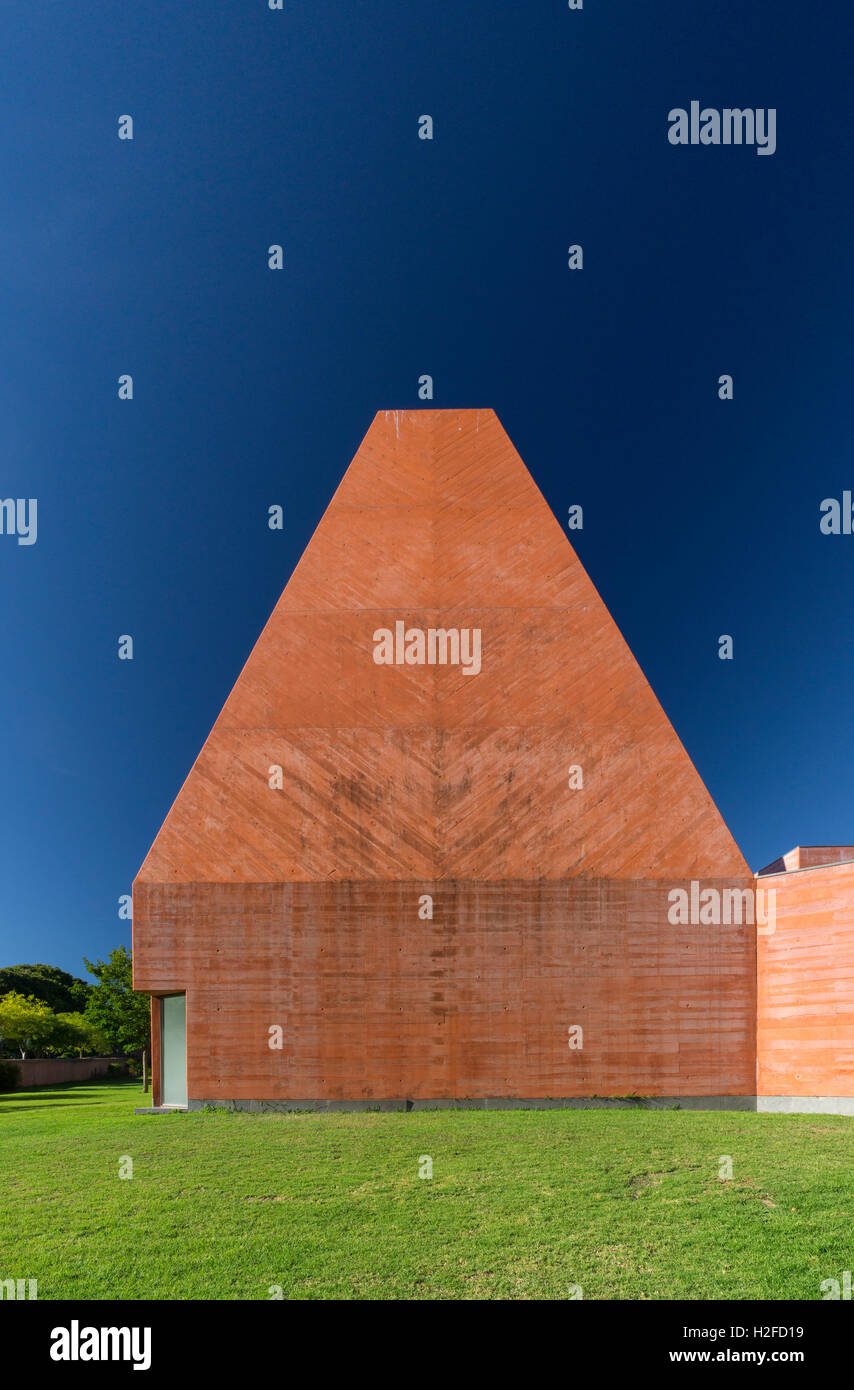 Paula rego hi-res stock photography and images - Alamy