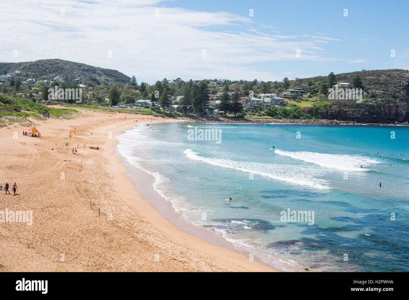 Looking North on Avalon Beach NSW Australia Stock Photo - Alamy