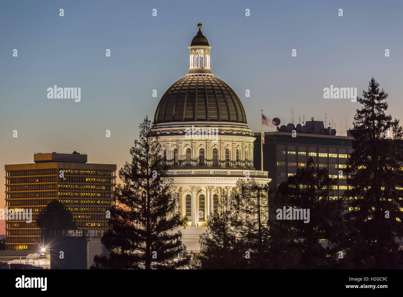 Dusk View Of The California State Capitol Dome In Downtown Sacramento ...