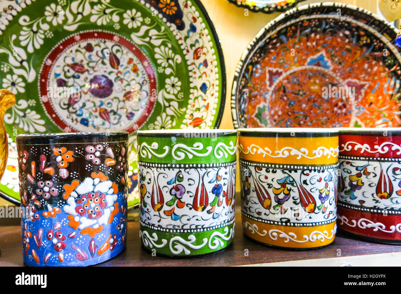 Classical Turkish ceramics on the Istanbul Grand Bazaar. Istambul