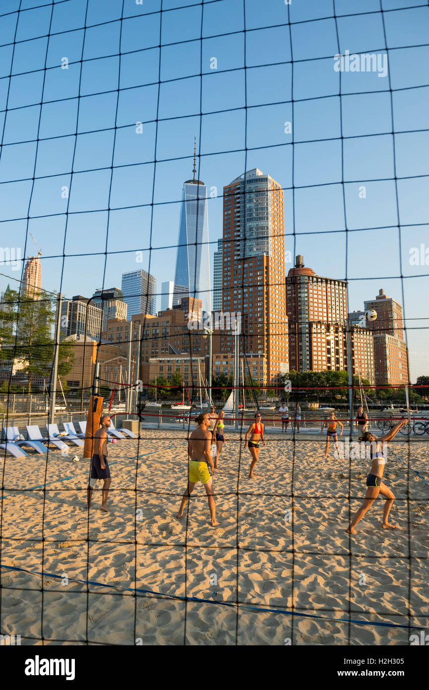 NEW YORK CITY AUGUST 15, 2015 New Yorkers play a game of beach