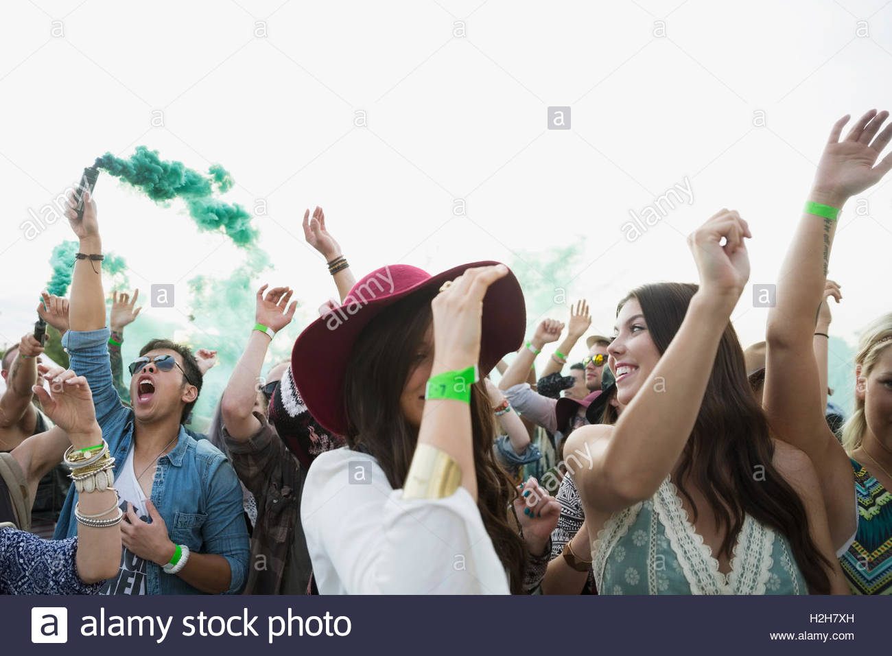 Real powder hi-res stock photography and images - Alamy