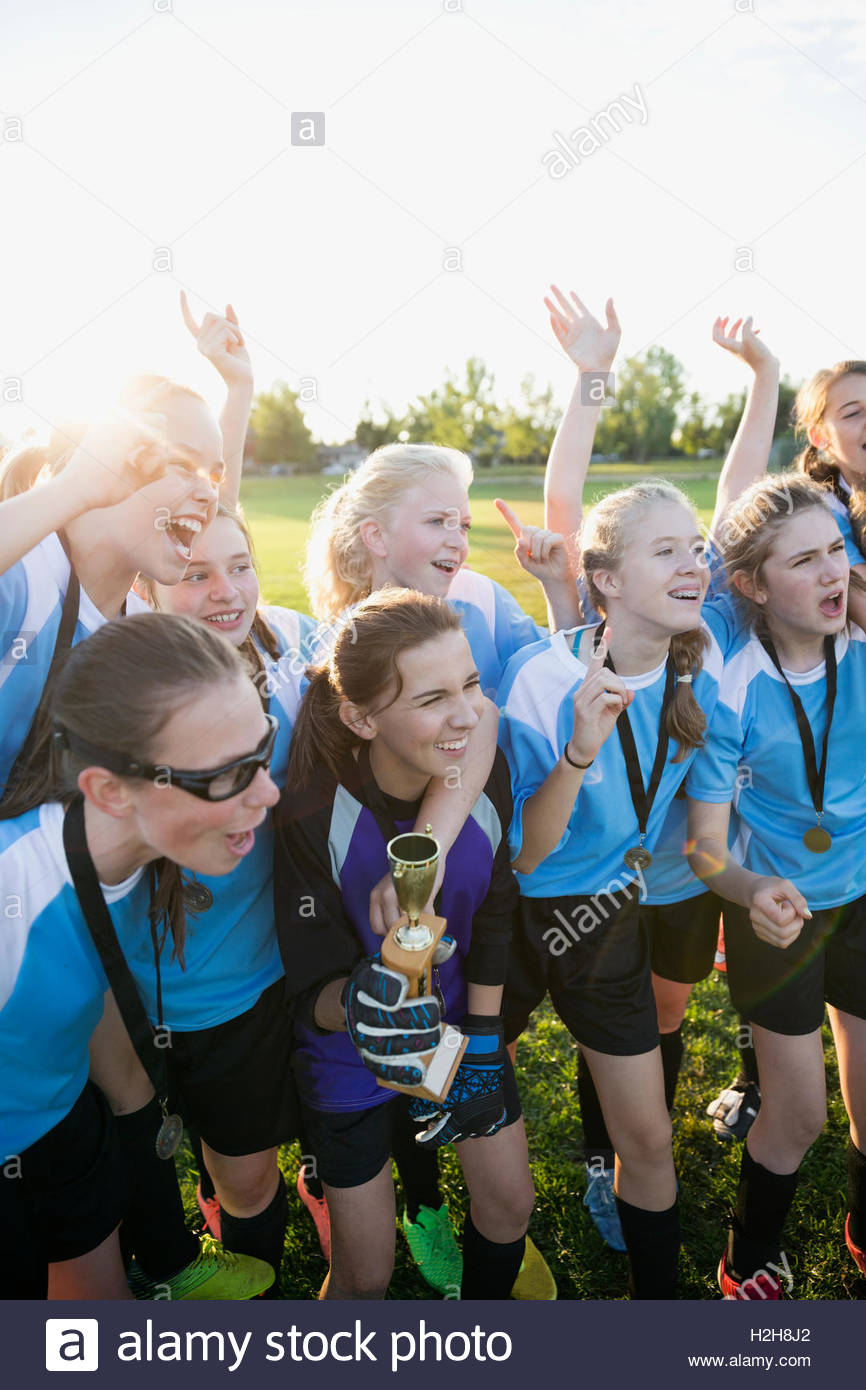 High school girl athlete trophy hi-res stock photography and images - Alamy