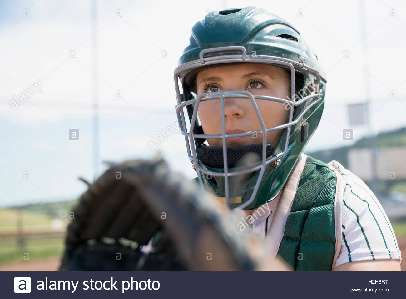 Catcher girls softball hires stock photography and images Alamy