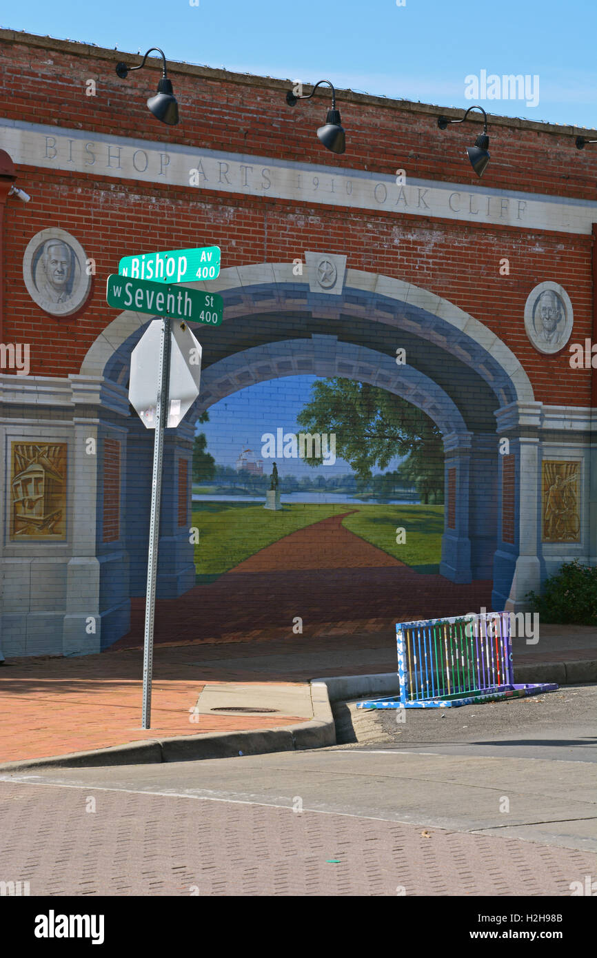 A street mural in the trendy Bishop Arts District of the Oak Cliff neighborhood in Dallas Texas. Stock Photo