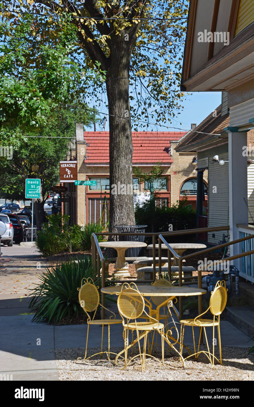 Outdoor seating next to a pie and coffee shop in the trendy Bishop Arts District of the Oak Cliff neighborhood in Dallas Texas. Stock Photo