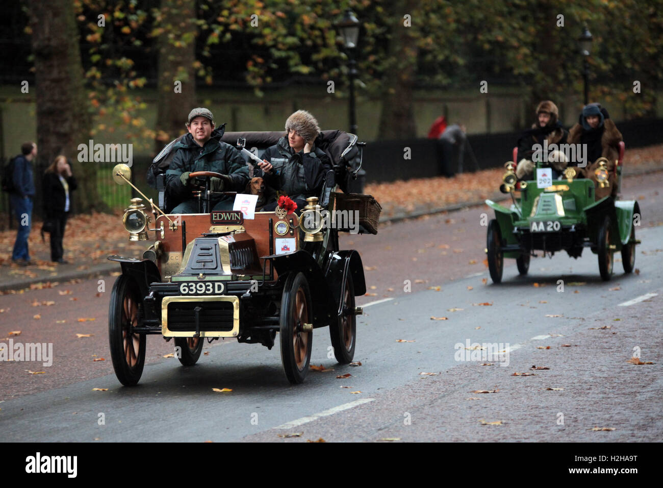 Veteran cars pass through Constitution Hill during the London to Brighton veteran car run, London, UK. Stock Photo
