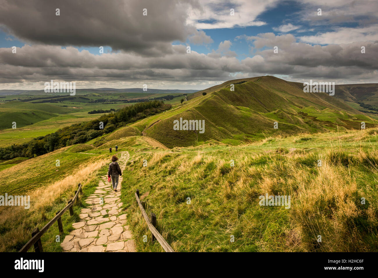 Mam Tor Iron Age hill fort in the Peak District National Park, Derbyshire, UK Stock Photo